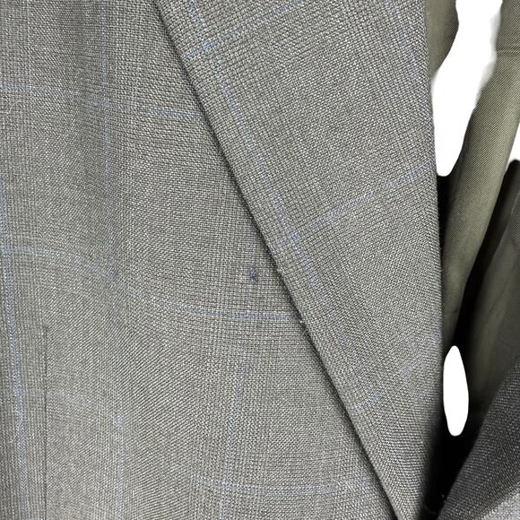 Burberry Bond Street Wool Blazer Navy Lined Two Button Closure Size 40R - Picture 4 of 9